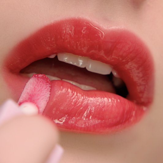 Maybelline Lifter Plump Lip Gloss